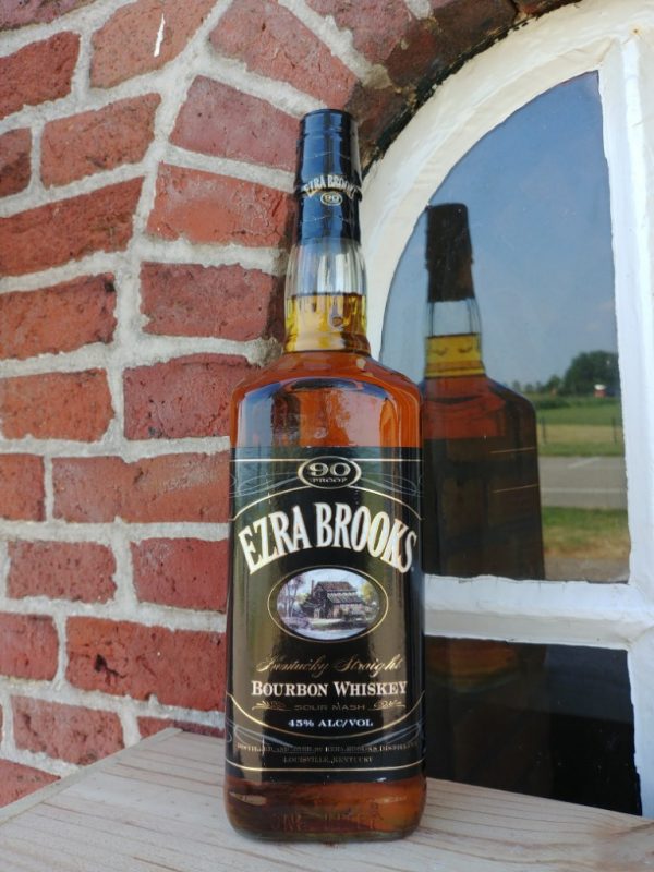 ezra-brooks-black-label-liter