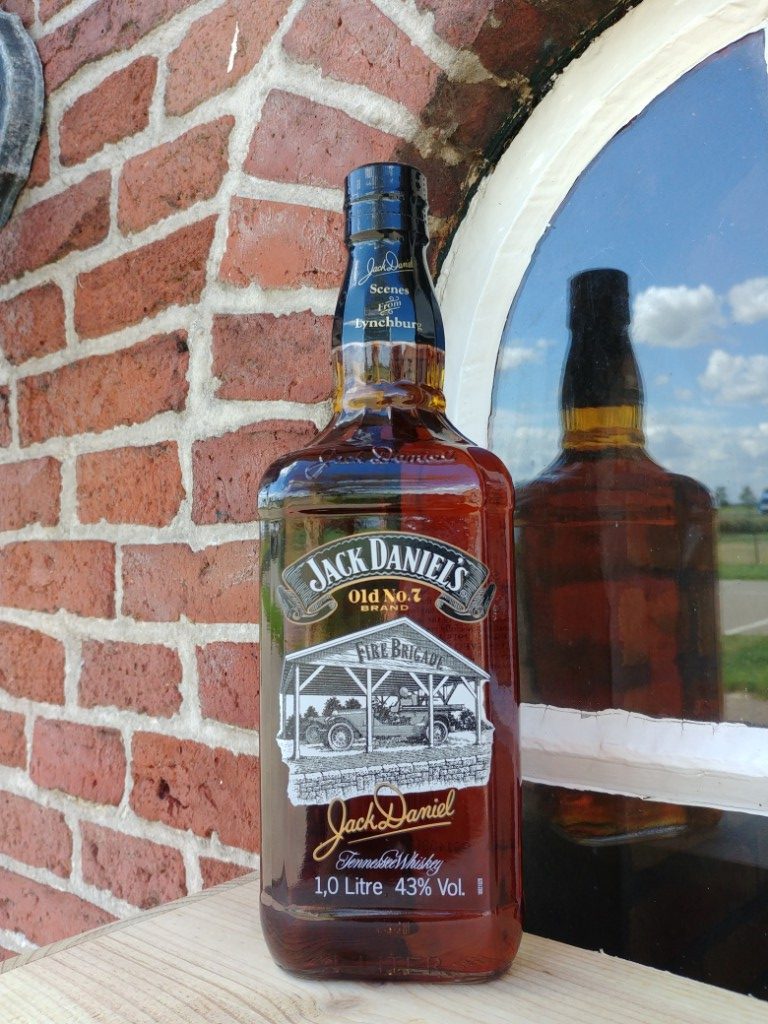 Jack Daniels No.7 - Number Twelve jack-daniels-master-distillers-no7-twelve